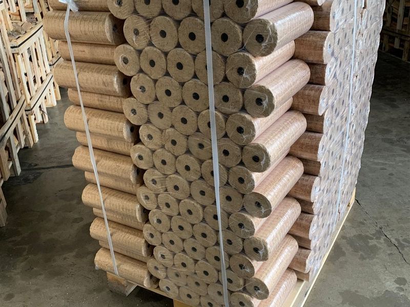 Wood Briquettes — Sertifikuoti miškai VšĮ European supply